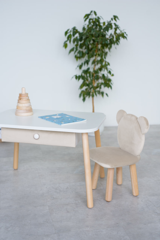 Комплект: столик та стільчик